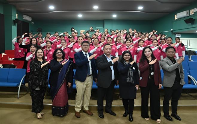 Opening New Horizons: Girls in Aviation